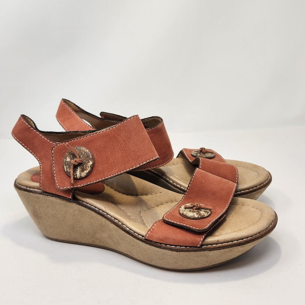 Earth Fauna Coral Leather Wedge Sandal Women Size 9.5 B Comfort Shoes Straps